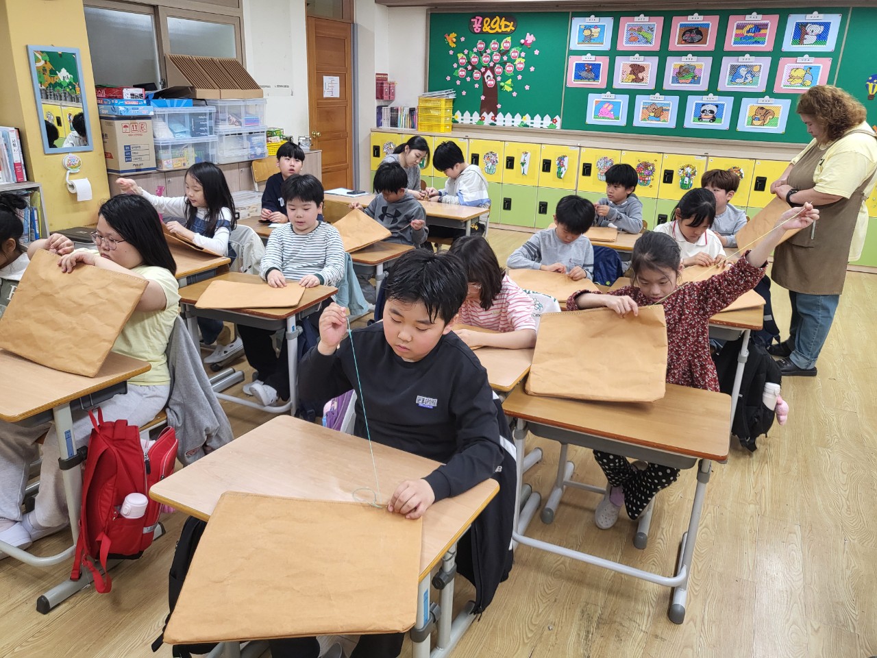 2025. 문상초등학교-3학년 미술 창작과 감상- 가죽공예-68371696101